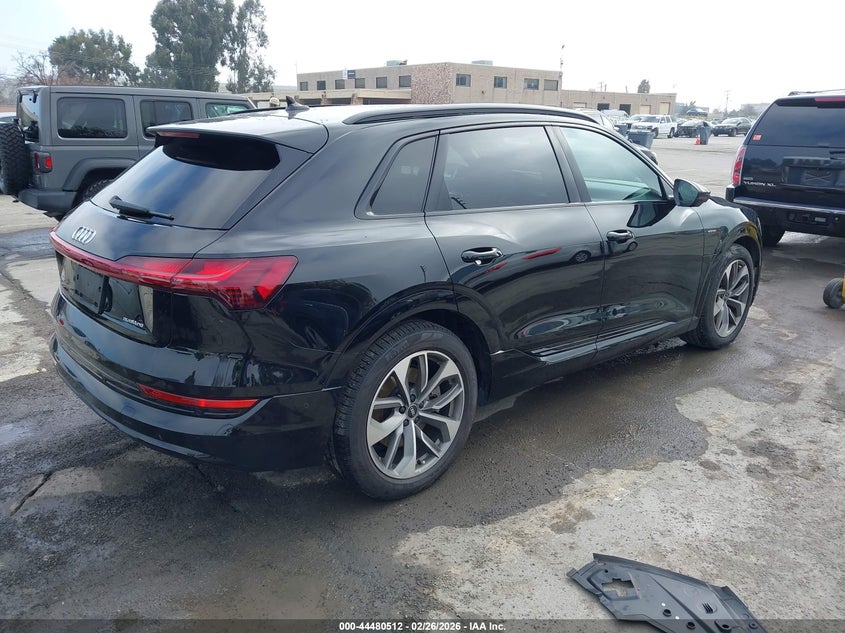 2021 Audi E-tron