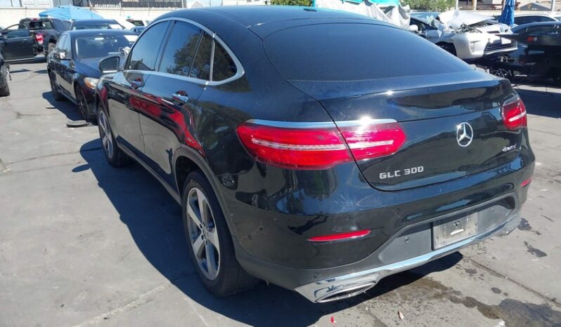 
								2019 Mercedes-benz Glc coupe full									