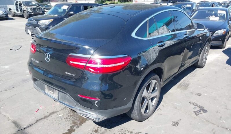 
								2019 Mercedes-benz Glc coupe full									