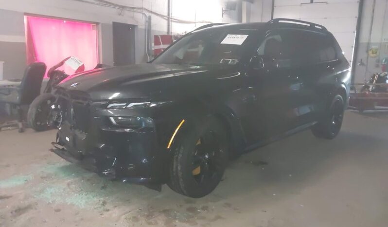 
								2026 BMW X7 full									