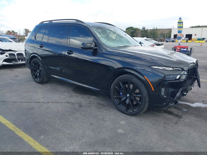 2025 BMW X7