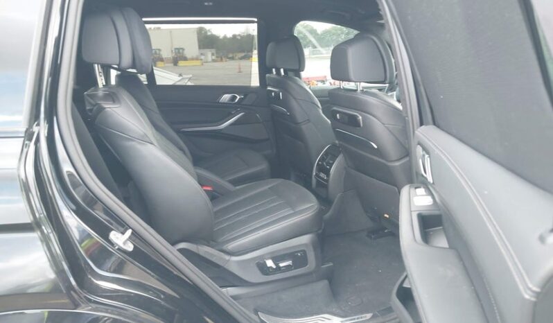 
								2025 BMW X7 full									