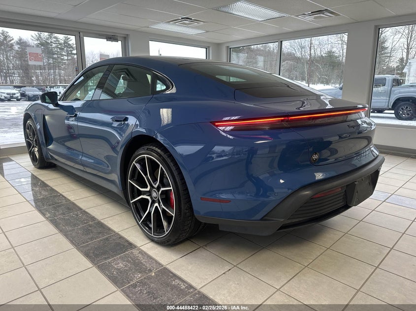 2022 Porsche Taycan