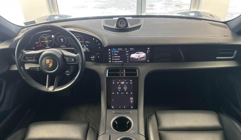 
								2022 Porsche Taycan full									