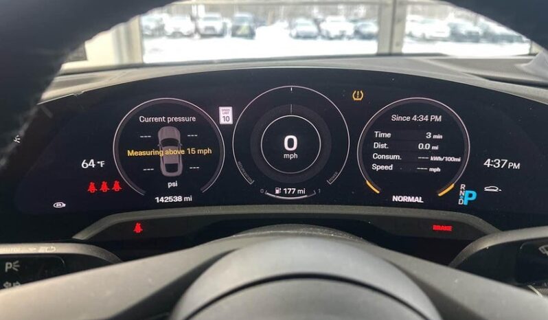 
								2022 Porsche Taycan full									