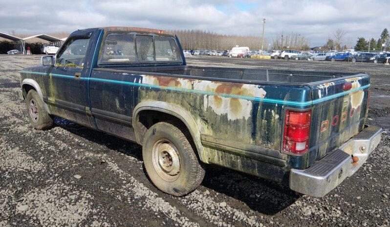 
								1994 Dodge Dakota full									