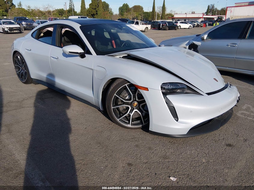 2023 Porsche Taycan