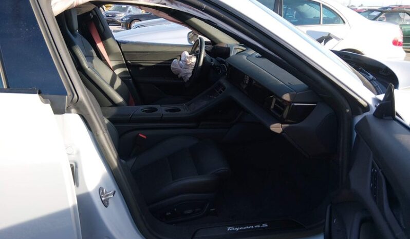 
								2023 Porsche Taycan full									