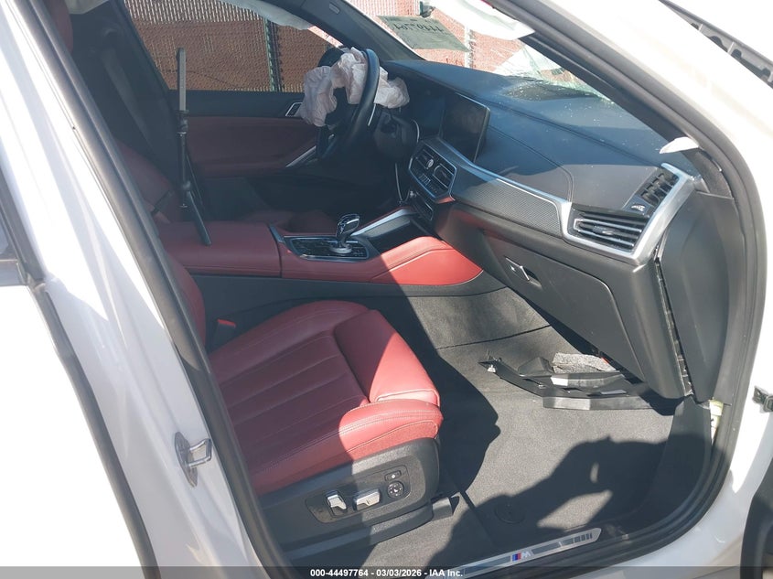 2022 BMW X6