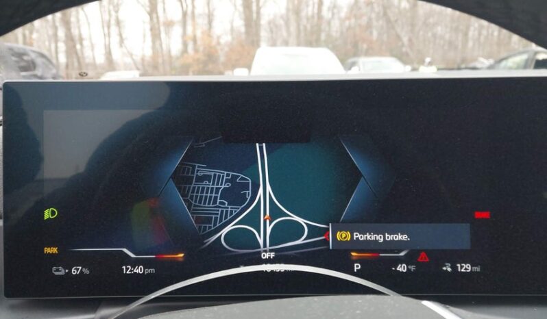 
								2023 BMW I4 full									