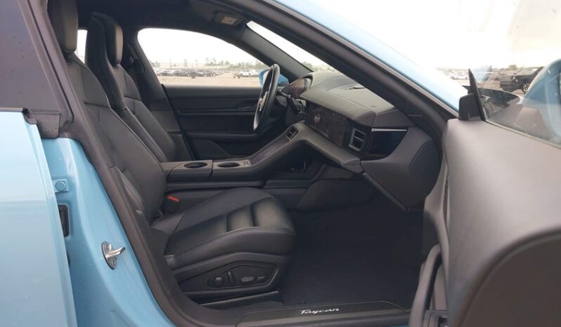 
								2024 Porsche Taycan full									