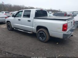 
										2006 Dodge Dakota full									