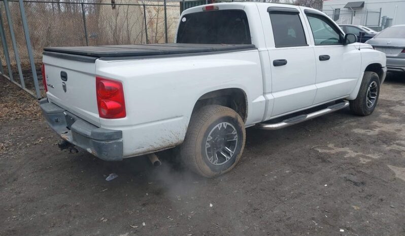 
								2006 Dodge Dakota full									