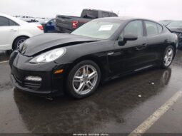 
										2013 Porsche Panamera full									