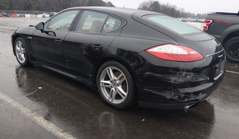 
								2013 Porsche Panamera full									