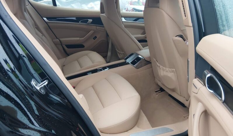 
								2013 Porsche Panamera full									