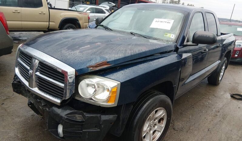 
								2006 Dodge Dakota full									