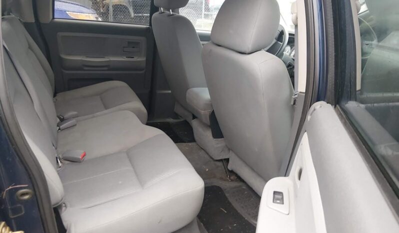 
								2006 Dodge Dakota full									