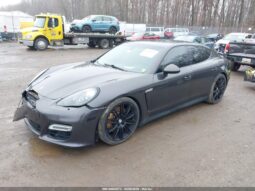 
										2013 Porsche Panamera full									