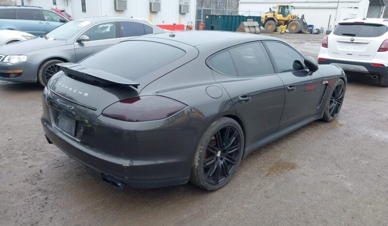 
								2013 Porsche Panamera full									