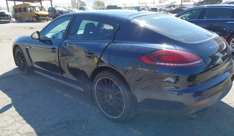 
								2016 Porsche Panamera full									