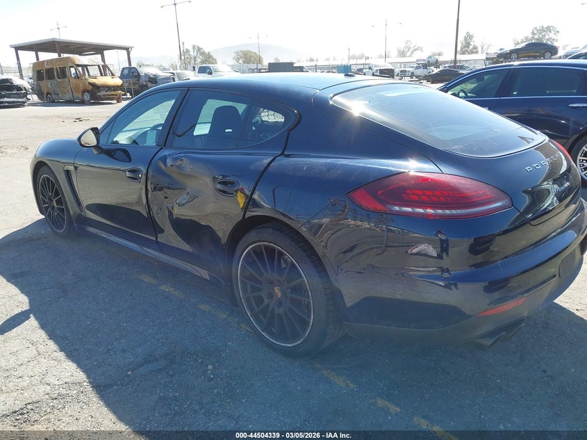 2016 Porsche Panamera