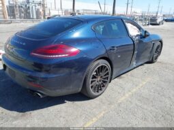 
										2016 Porsche Panamera full									