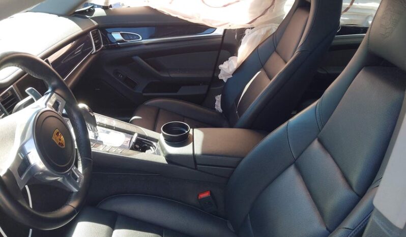 
								2016 Porsche Panamera full									