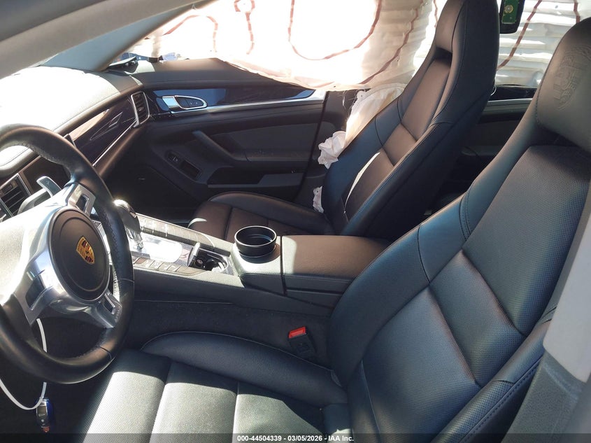 2016 Porsche Panamera