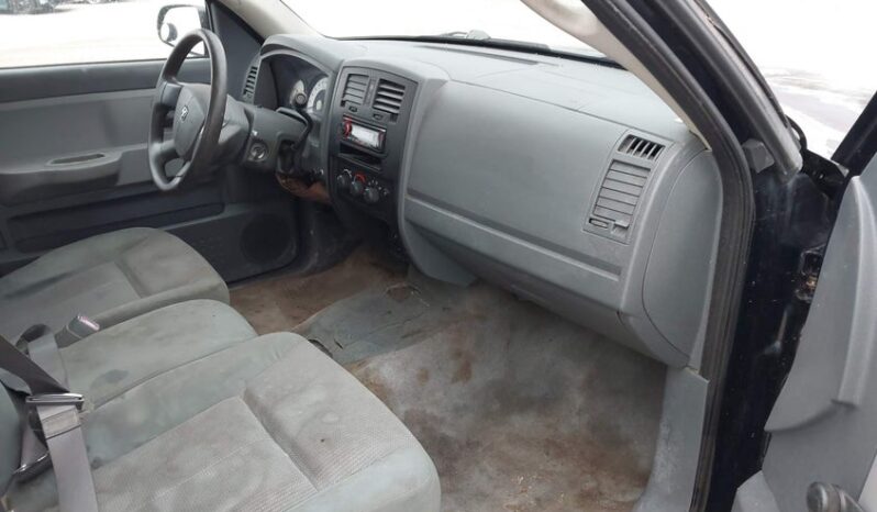 
								2005 Dodge Dakota full									