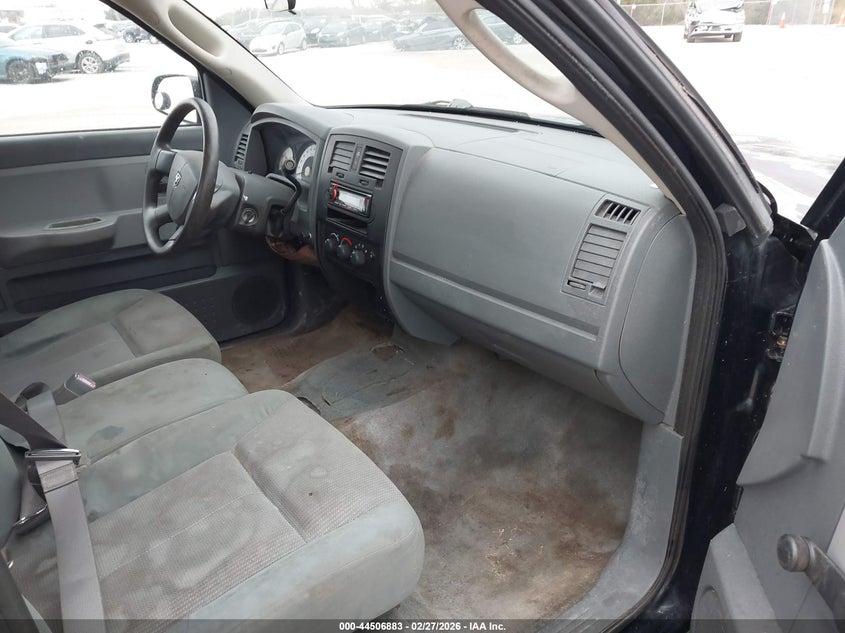 2005 Dodge Dakota