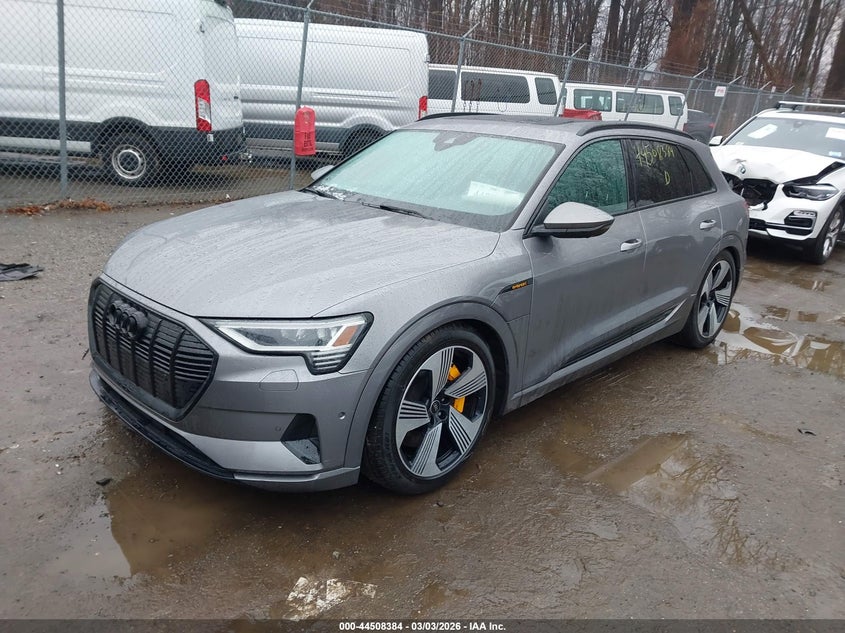 2022 Audi E-tron