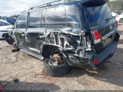 
										2013 Toyota Land cruiser full									