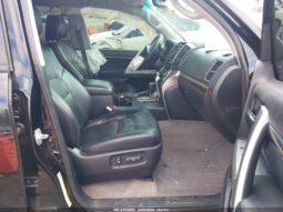 
										2013 Toyota Land cruiser full									