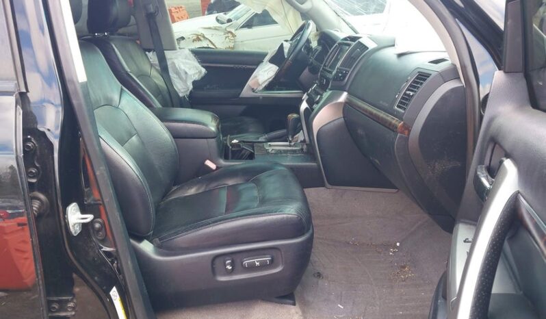 
								2013 Toyota Land cruiser full									