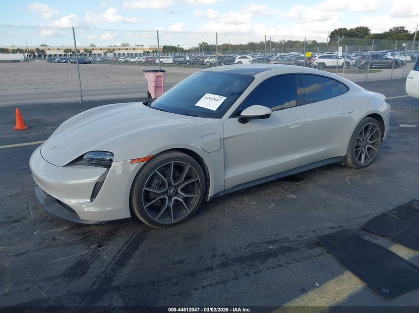 2023 Porsche Taycan