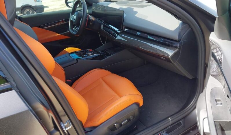 
								2025 BMW M5 full									