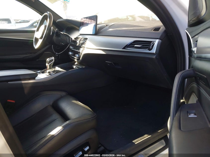 2021 BMW M5