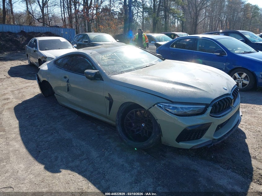 2020 BMW M8