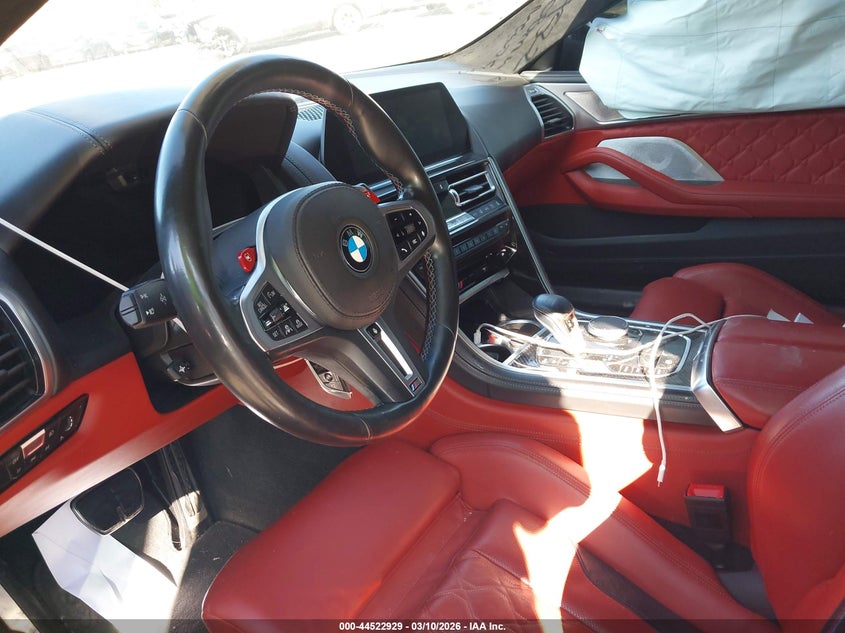 2020 BMW M8