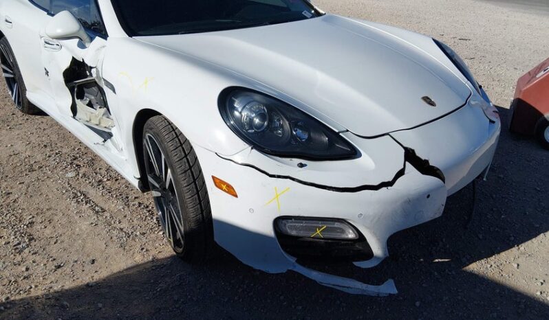 
								2013 Porsche Panamera full									