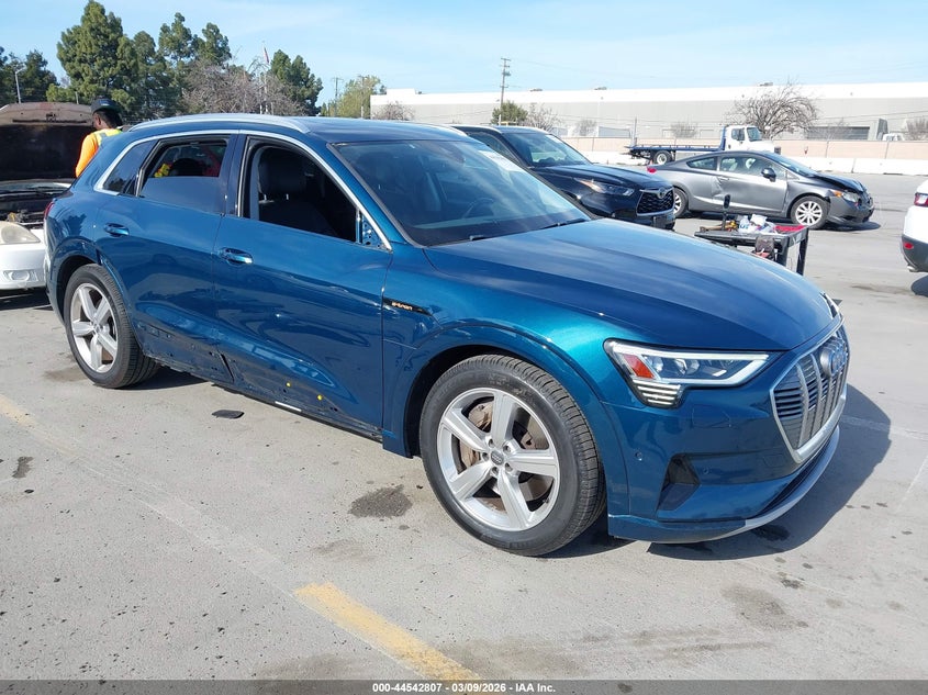 2019 Audi E-tron