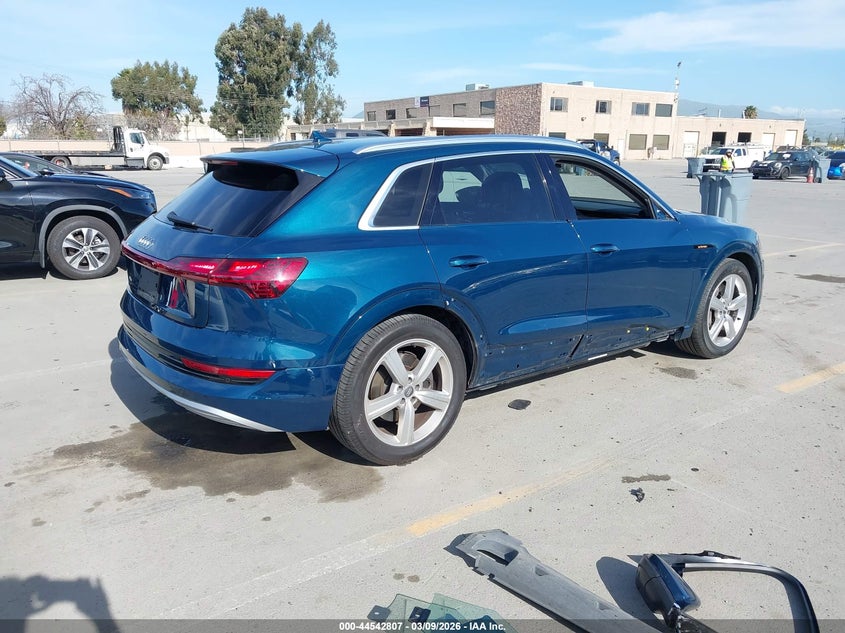 2019 Audi E-tron