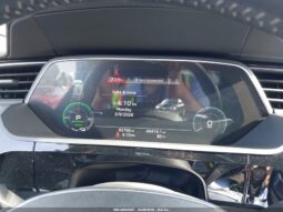 
										2019 Audi E-tron full									