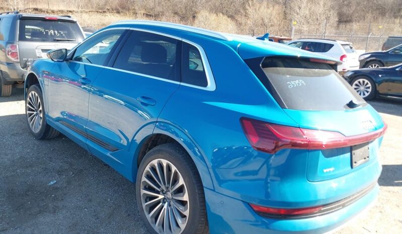 
								2019 Audi E-tron full									