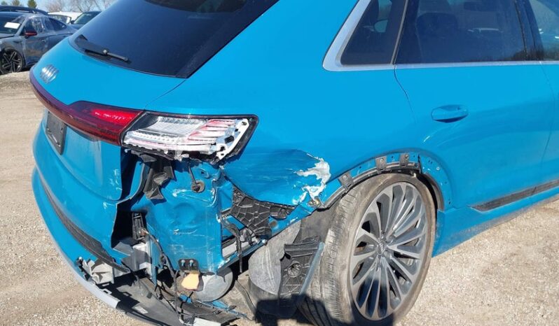 
								2019 Audi E-tron full									