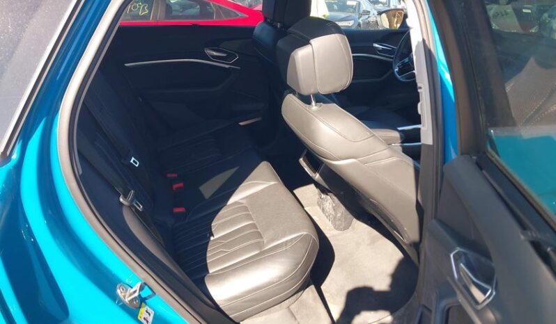 
								2019 Audi E-tron full									