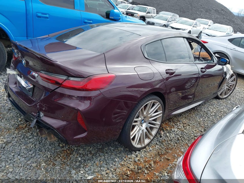 2020 BMW M8