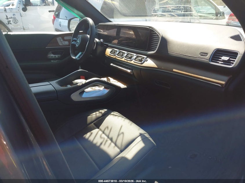 2025 Mercedes-benz Gls-klasse