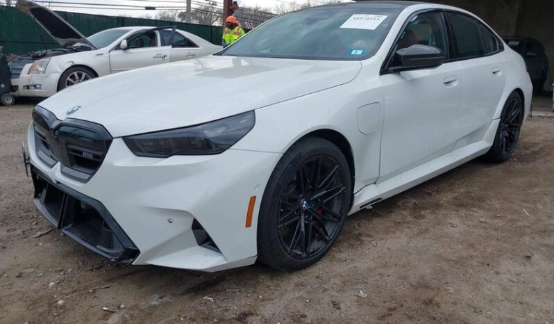 
								2026 BMW M5 full									